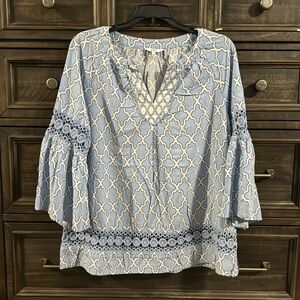 crown & ivy long sleeve blouse